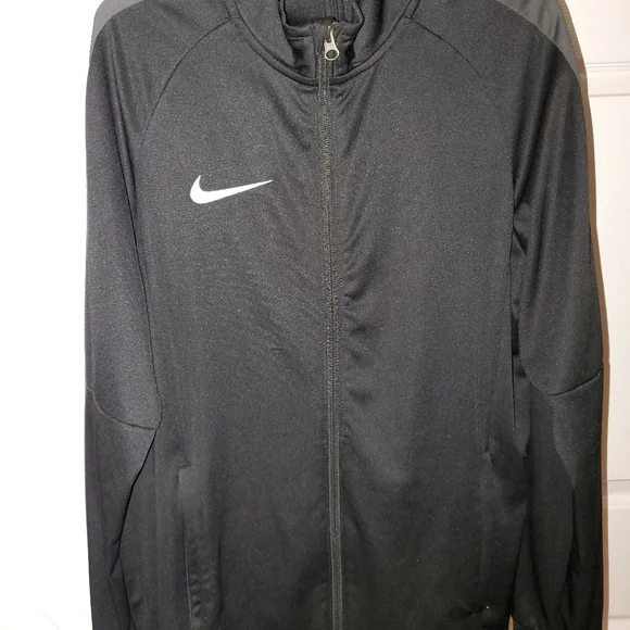 🔥Nike track jacket🔥 - Picture 4 of 6
